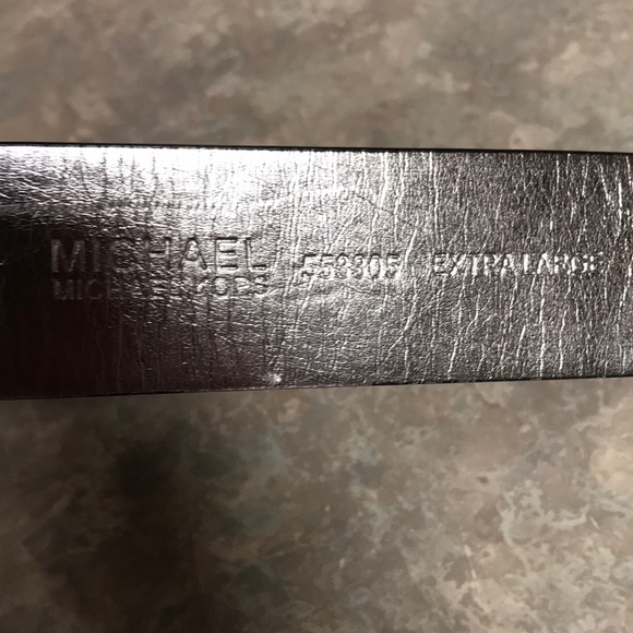 Michael Kors belt - Picture 2 of 2